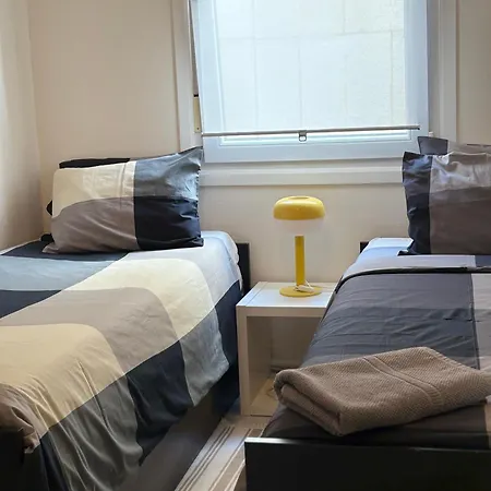 Apartamento Piso Con Encanto En Coruna. *
