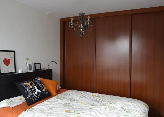 Piso Con Encanto En Coruna. Apartment *